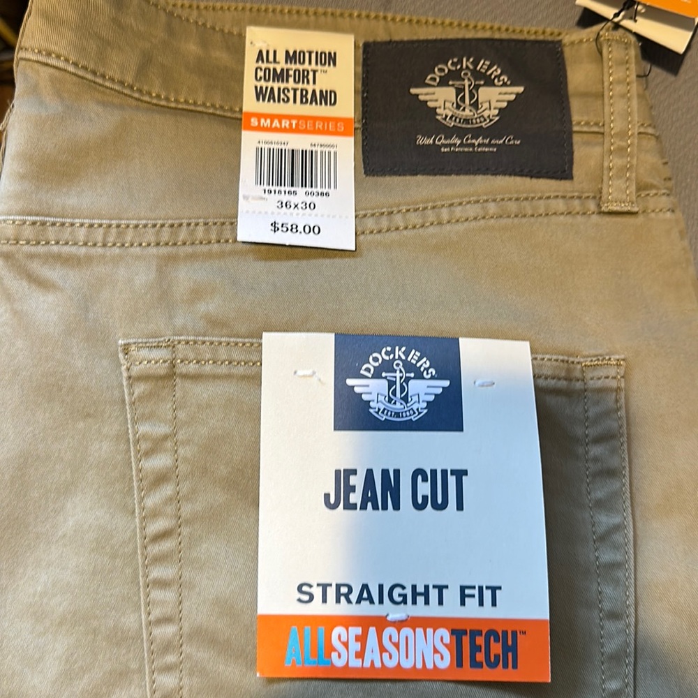 NWT Dockers